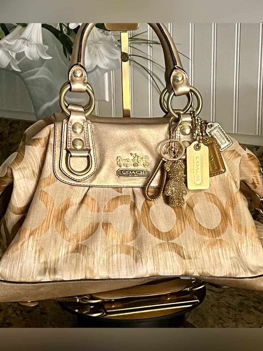 Coach A0973-13584 Madison Ikat Sabrina satchel/shoulder Gold/pink